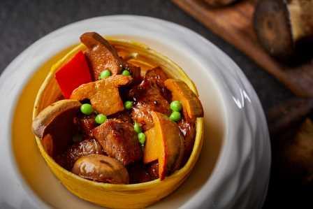 牛肝菌彩椒安格斯牛肉.jpg