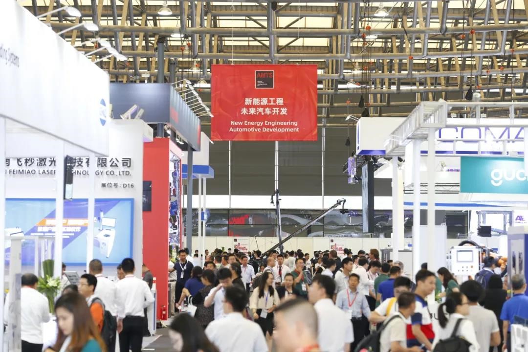 图4 AMTS 2019现场 未来汽车开发展区.jpg