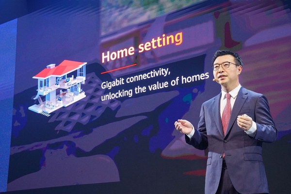 Simon_Lin_Senior_Vice_President_Huawei_President_Huawei_Asia_Pacific_Region.jpg