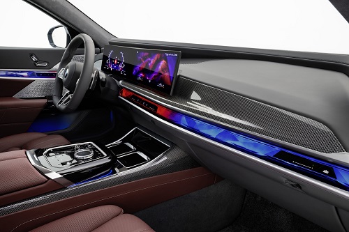 Valeo interior immersive fascia-1 (1).jpg