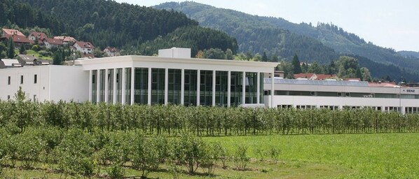 benz_neubau_png.jpg